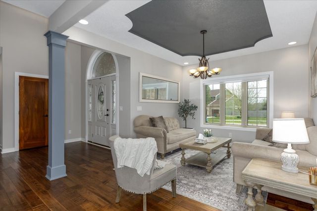 2944 NW 167th Street, Clive, IA 50325