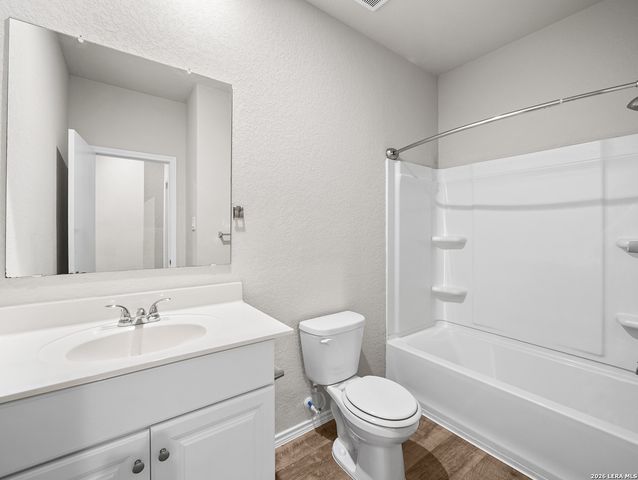 3019 Pacific Coast, Converse, TX 78109