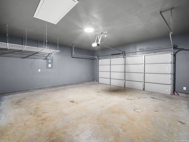 3019 Pacific Coast, Converse, TX 78109