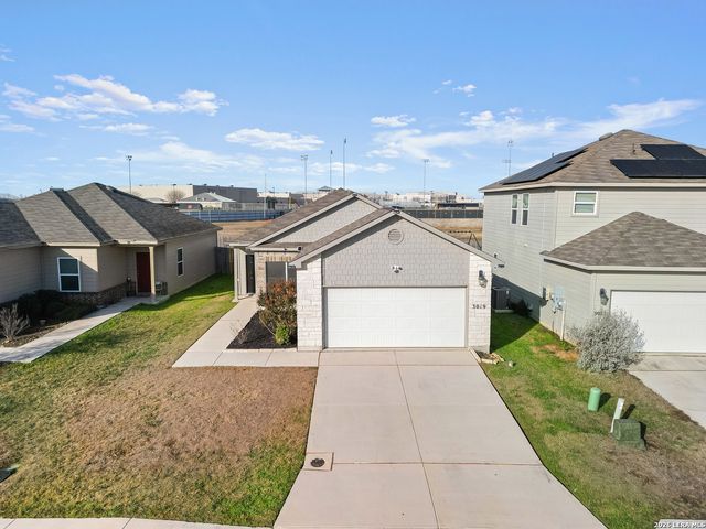 3019 Pacific Coast, Converse, TX 78109