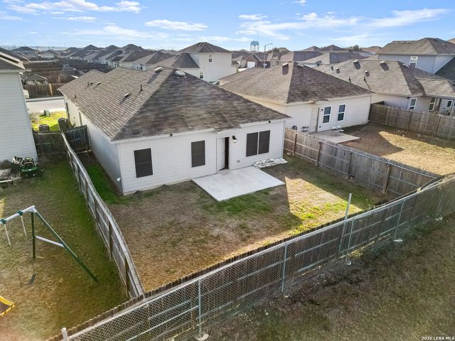 3019 Pacific Coast, Converse, TX 78109