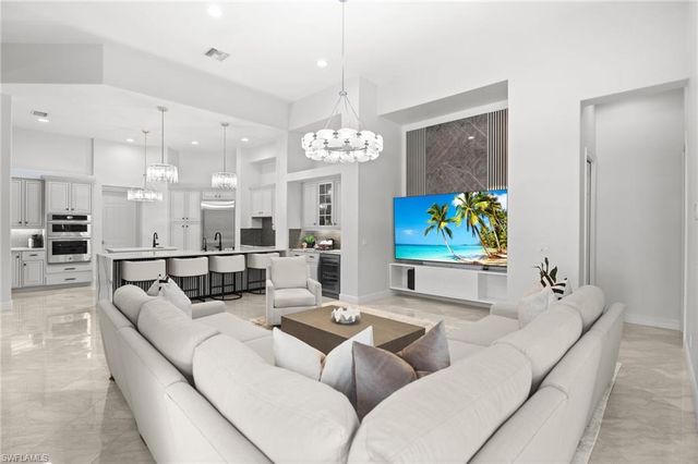 480 Terracina WAY, Naples, FL 34119