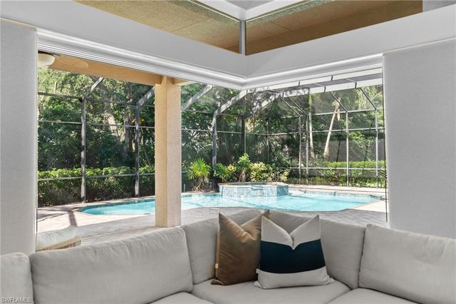 480 Terracina WAY, Naples, FL 34119