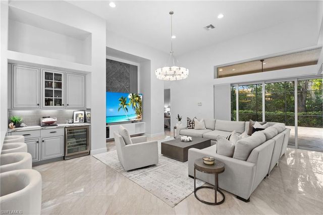 480 Terracina WAY, Naples, FL 34119