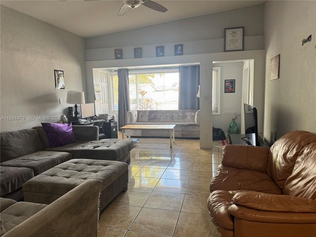 18100 NW 7th Pl, Miami Gardens, FL 33169