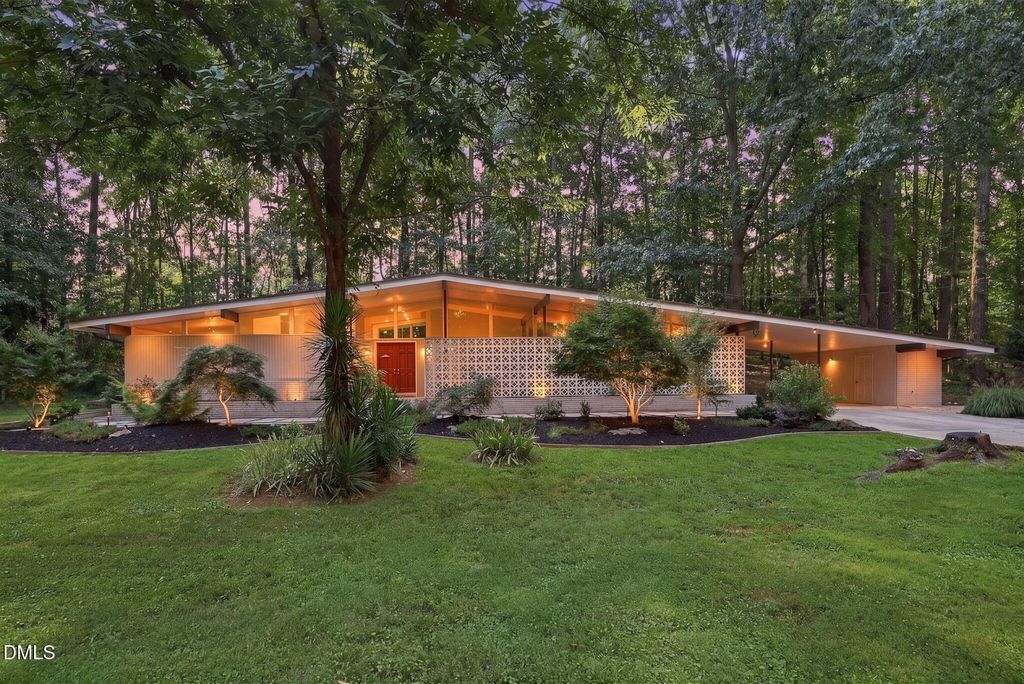 110 Woodland Drive, Cary, NC 27513