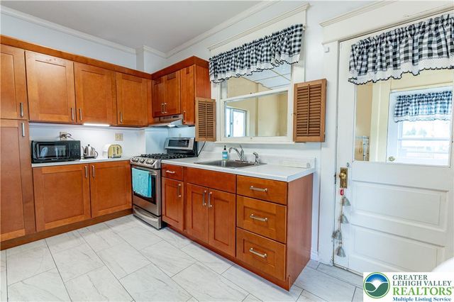 623 Highland Avenue, Bethlehem City, PA 18018