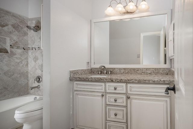 203 S Brooksedge Circle, The Woodlands, TX 77382