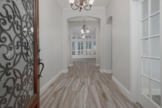 203 S Brooksedge Circle, The Woodlands, TX 77382