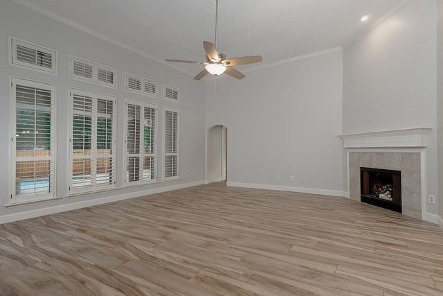 203 S Brooksedge Circle, The Woodlands, TX 77382