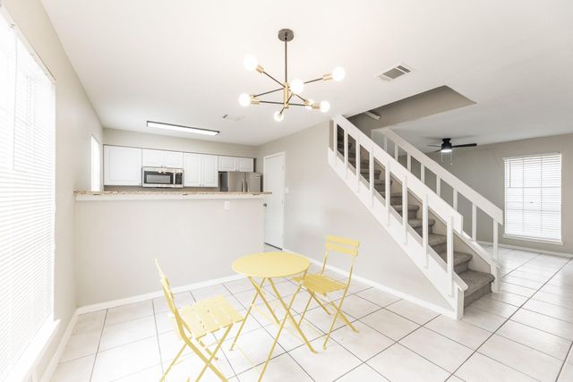 1930 Avenue B, Katy, TX 77493