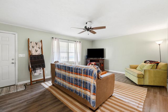 4720 Highway 90, Conway, SC 29526