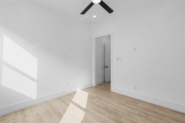 114 Willow Lane, Roanoke, TX 76262