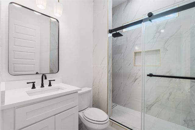 114 Willow Lane, Roanoke, TX 76262