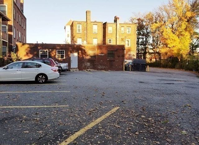 1904 Massachusetts Ave U3, Cambridge, MA 02140