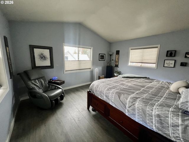 603 3RD St, La Grande, OR 97850