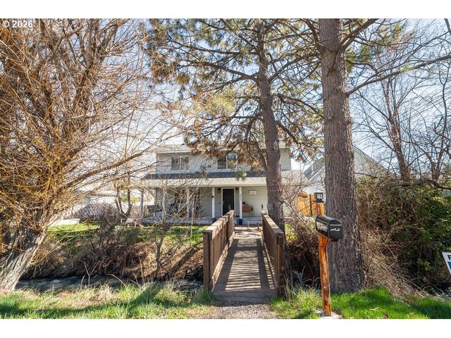 603 3RD St, La Grande, OR 97850