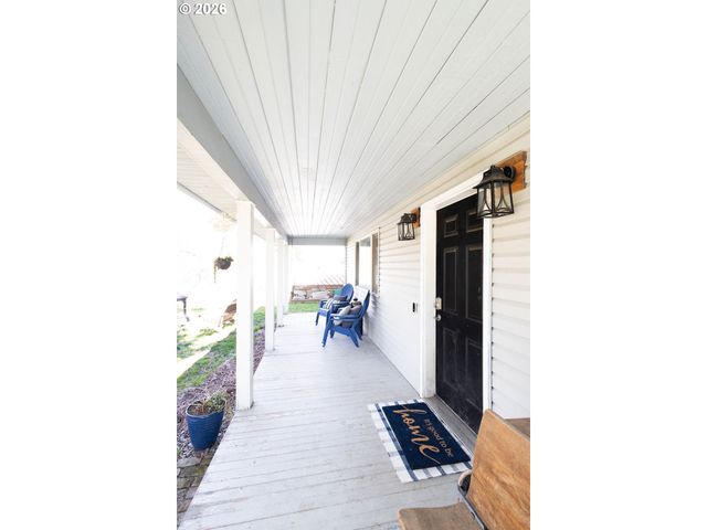 603 3RD St, La Grande, OR 97850