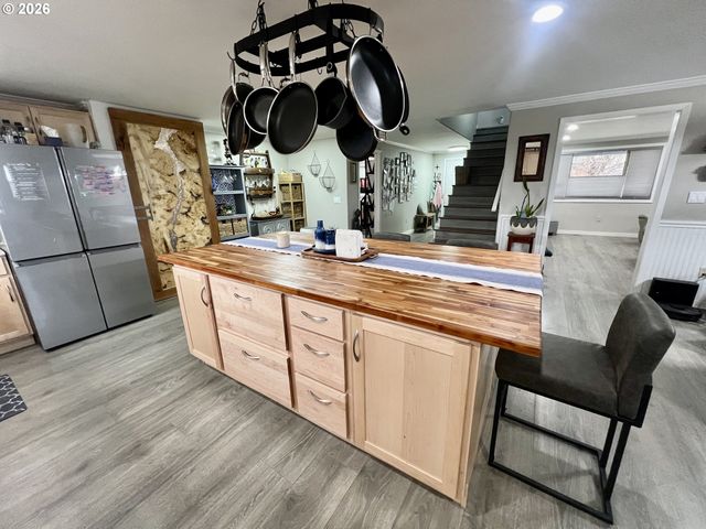 603 3RD St, La Grande, OR 97850