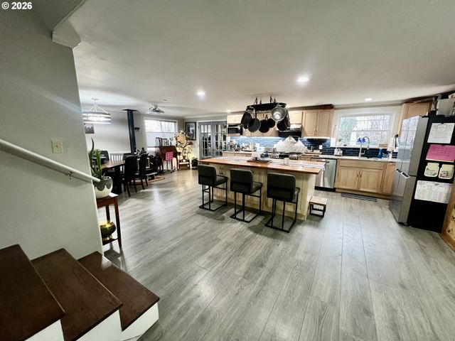 603 3RD St, La Grande, OR 97850