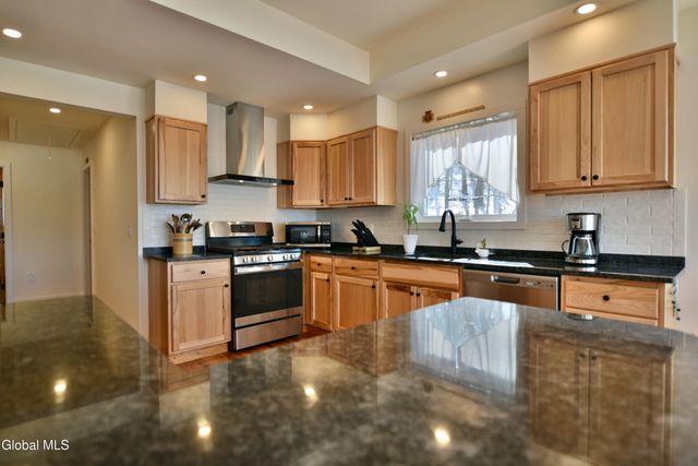 28-30 1st Street, Schodack, NY 12033