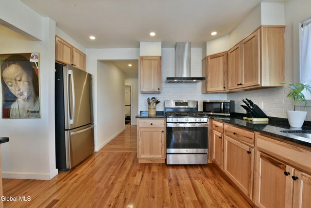 28-30 1st Street, Schodack, NY 12033