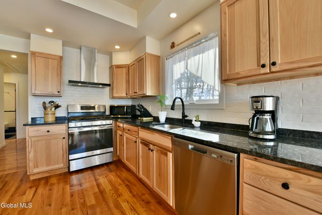 28-30 1st Street, Schodack, NY 12033