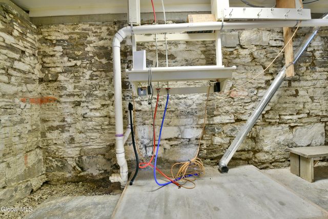 28-30 1st Street, Schodack, NY 12033