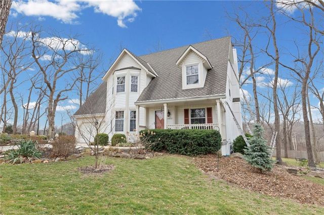 10913 Oak Drive, Kansas City, KS 66109