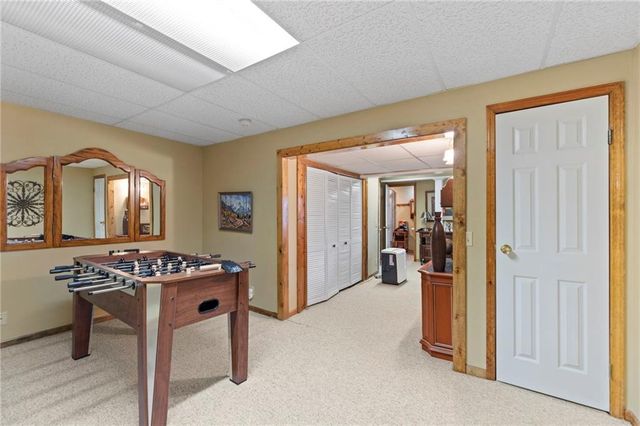 10913 Oak Drive, Kansas City, KS 66109