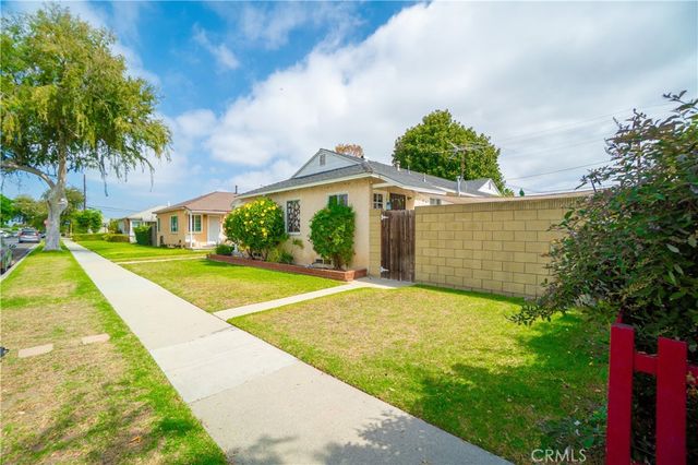 2228 Argonne, Long Beach, CA 90815