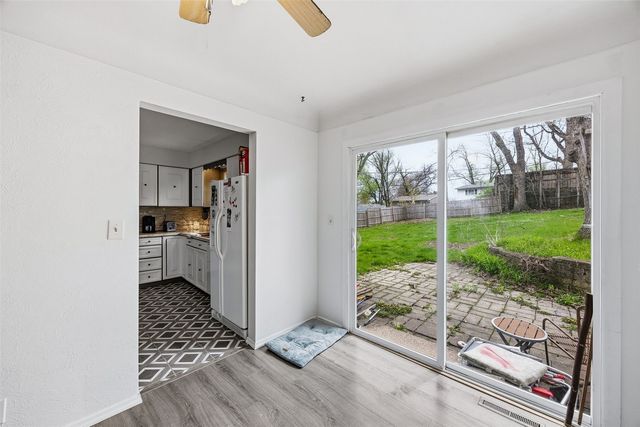 2067 Knollshire Road NE, Cedar Rapids, IA 52402