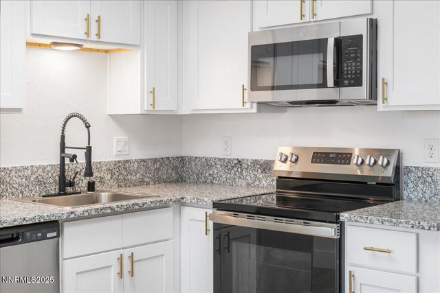 2136 Roundhouse Road, Sparks, NV 89431