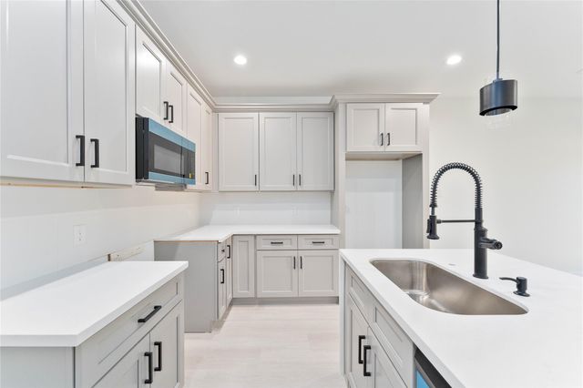 8218 Lawler Street, Houston, TX 77051