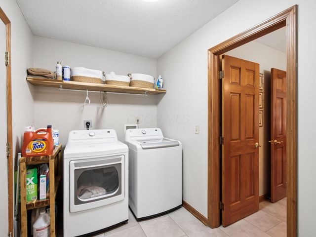 5730 Middleby Drive, Hilliard, OH 43026