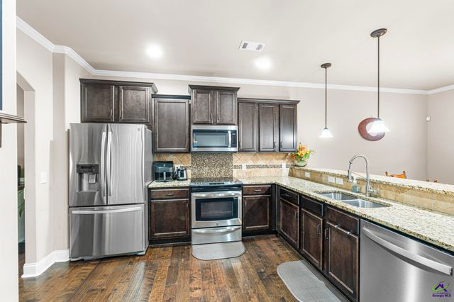 147 Forestbrooke Way, Bonaire, GA 31005