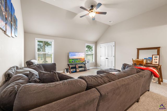 147 Forestbrooke Way, Bonaire, GA 31005