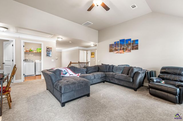 147 Forestbrooke Way, Bonaire, GA 31005