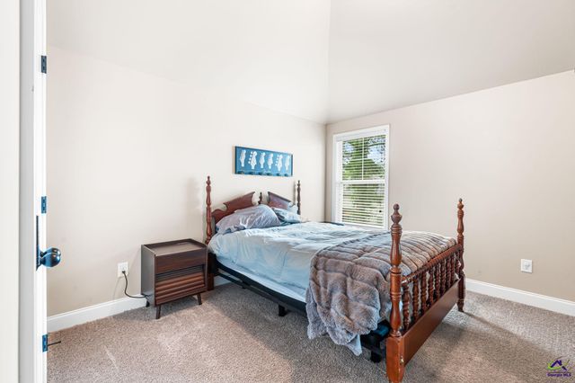 147 Forestbrooke Way, Bonaire, GA 31005