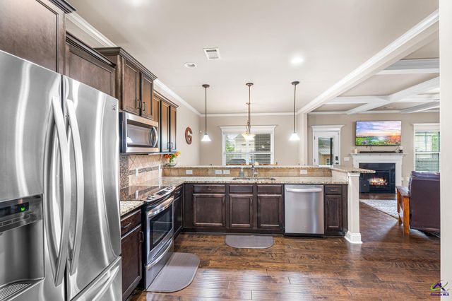 147 Forestbrooke Way, Bonaire, GA 31005