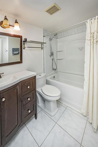 311 Pine Ridge Circle B-1, Greenacres, FL 33463