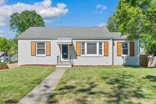 1811 Fareham RD, Roanoke, VA 24015