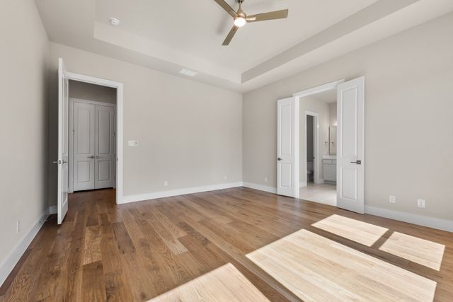 1040 Julian Drive, Van Alstyne, TX 75495