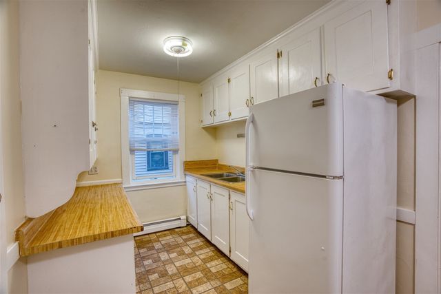 29 Channing St 4, Quincy, MA 02170