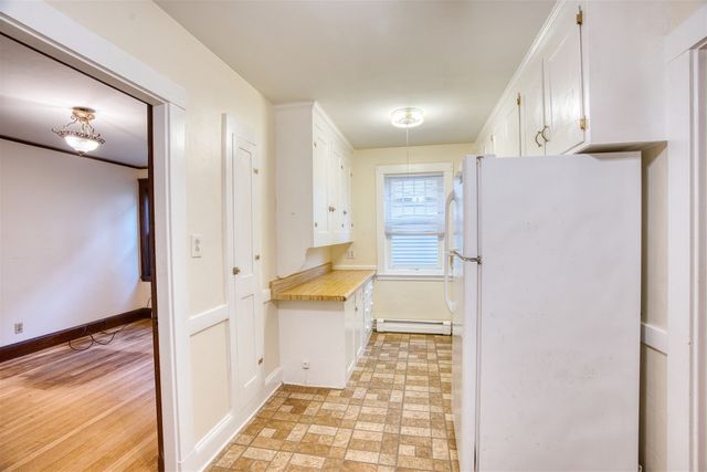 29 Channing St 4, Quincy, MA 02170