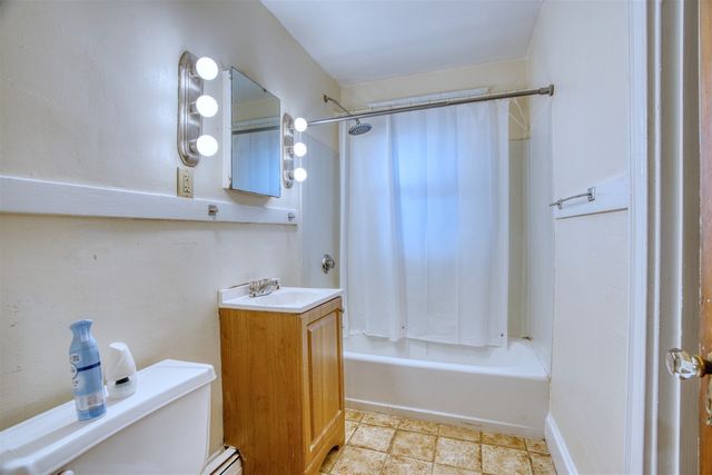 29 Channing St 4, Quincy, MA 02170