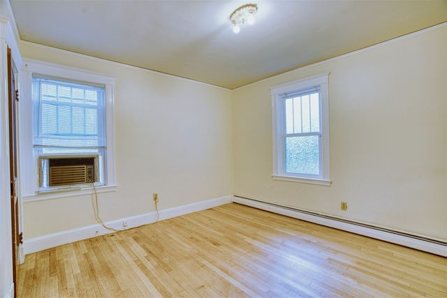 29 Channing St 4, Quincy, MA 02170
