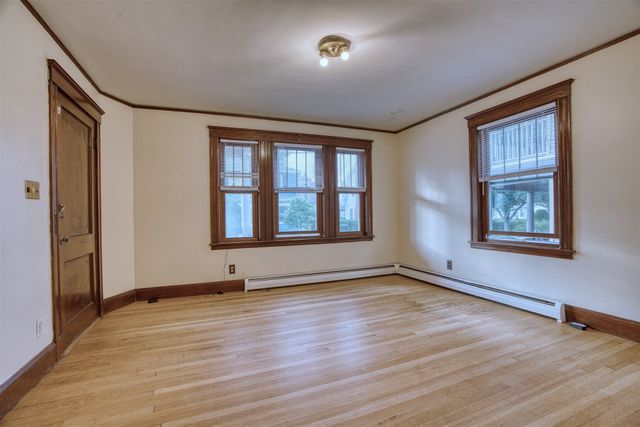 29 Channing St 4, Quincy, MA 02170