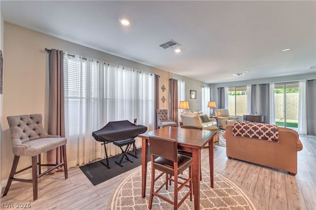 2404 Elmont Avenue, North Las Vegas, NV 89086