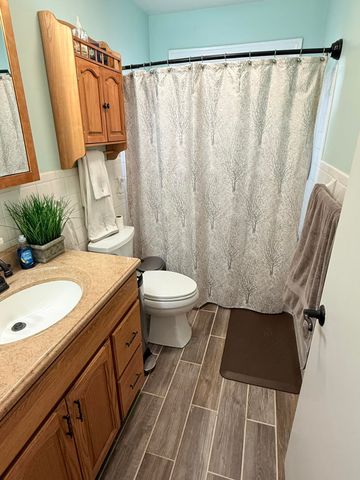 136 Sherwood DR, Blue Ridge, VA 24064